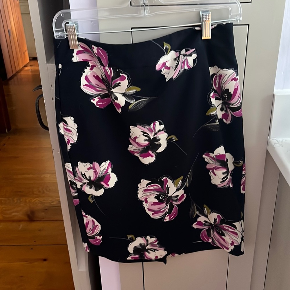Ann Taylor pencil skirt